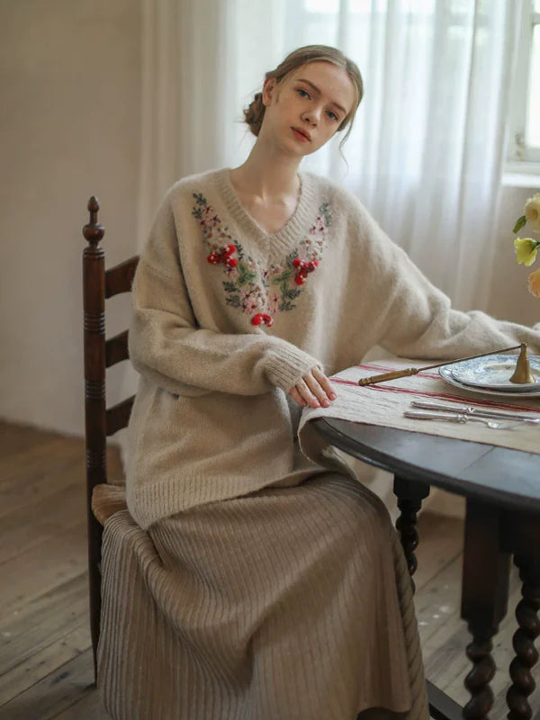 Elegant Floral Cashmere V-Neck Sweater