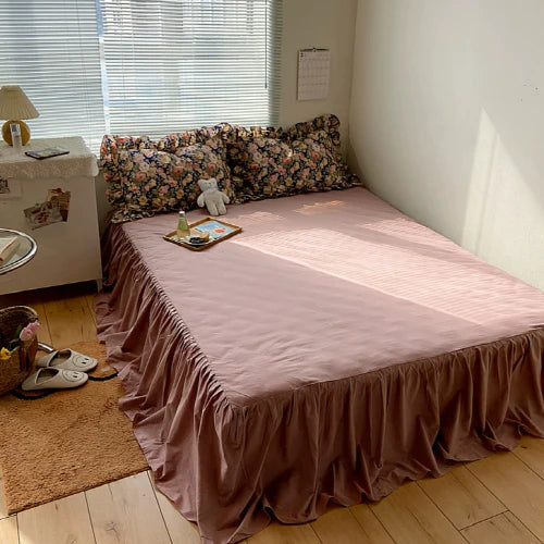 La Vie en Rose Bedding Set