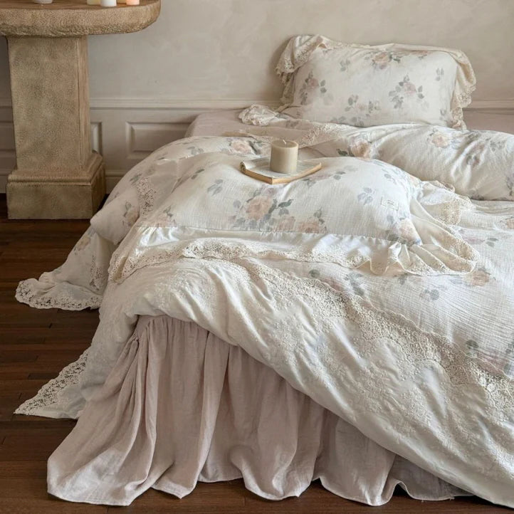 Vintage Rose Lace Trim Bedding Set
