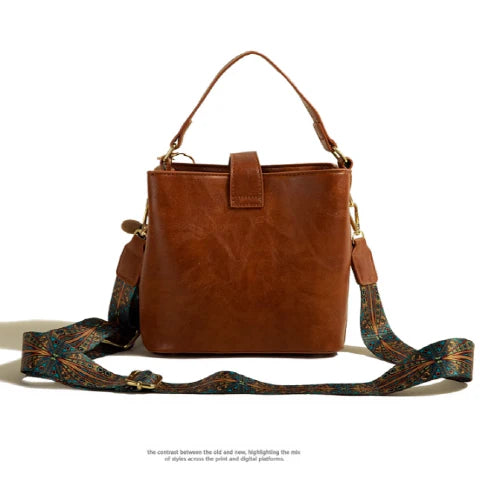 Retro Strap Crossbody Bucket Bag