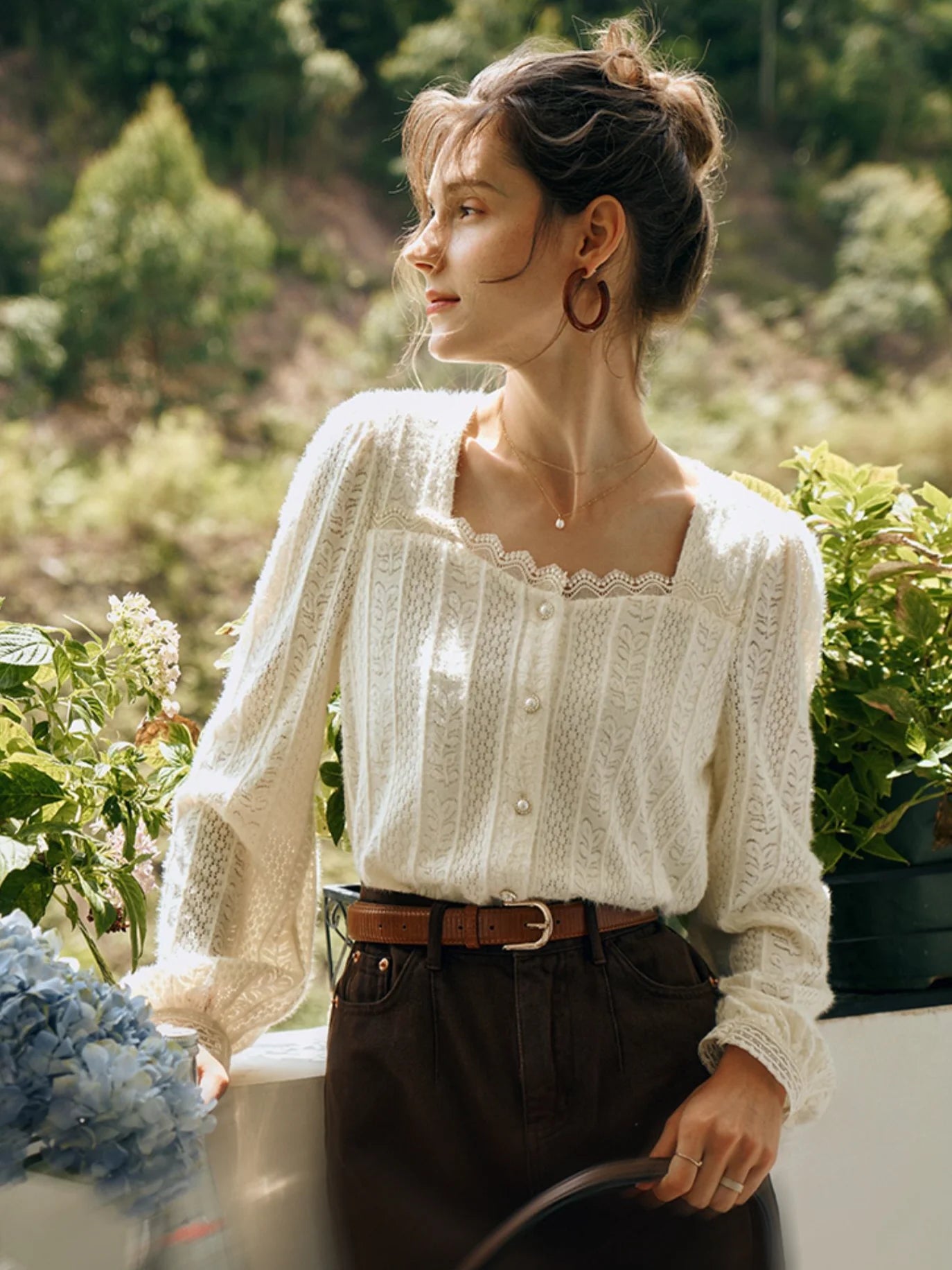 Romantic Pearl Button Knit Blouse