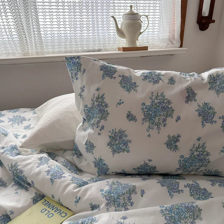 Blue Blossom Dream Bedding Set