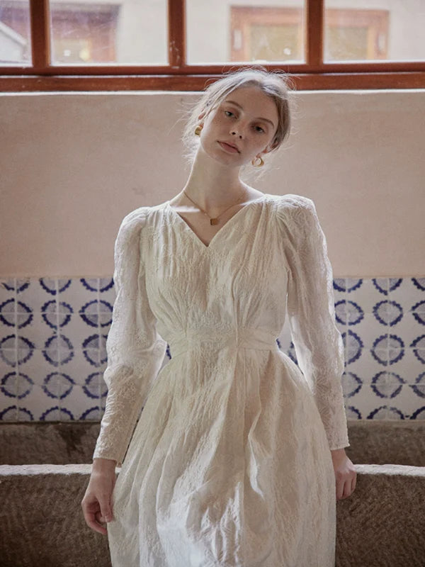 Ivory Blossom Reverie