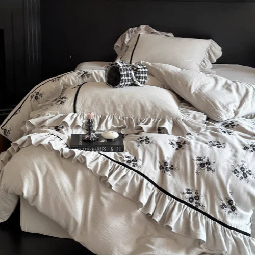 Vintage Blossom Nightfall Bedding Set