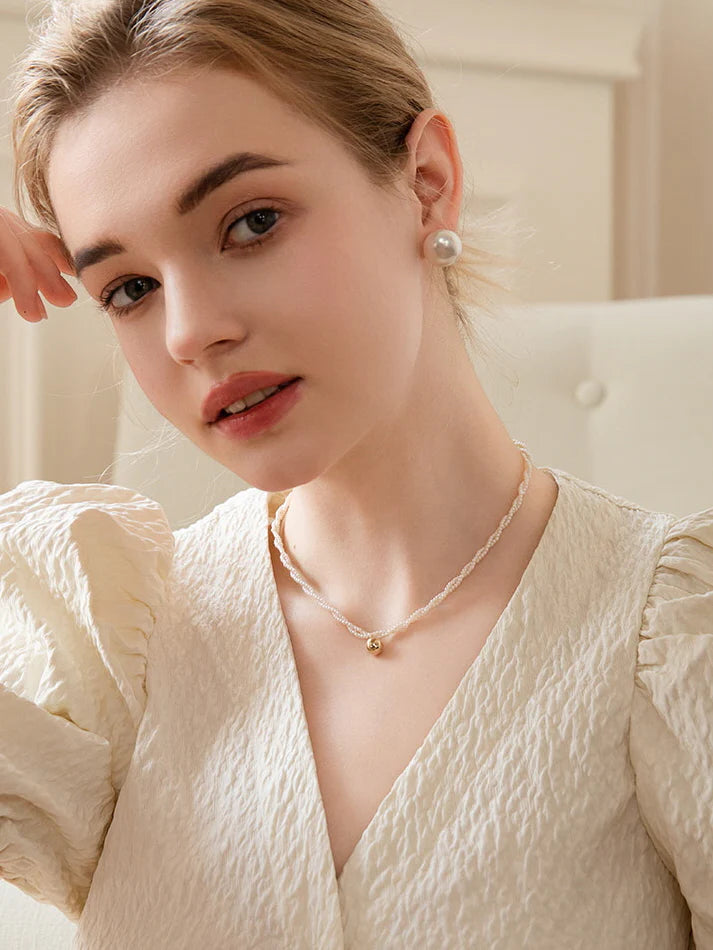 Vintage-Inspired Double-Layer Beaded Necklace