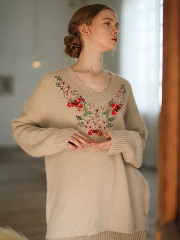 Elegant Floral Cashmere V-Neck Sweater