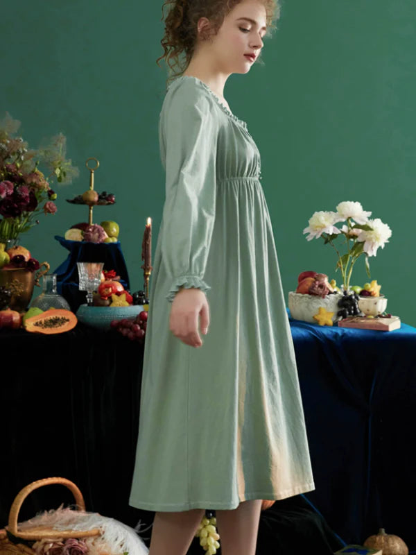 Emerald Elegance Story Nightgown