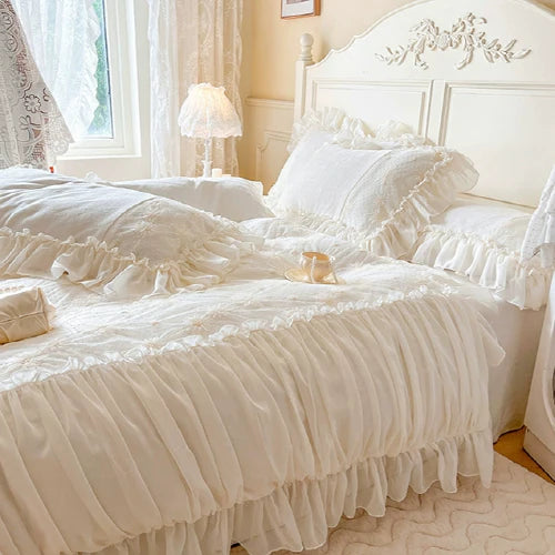 Parisian Milk Floral Bedding Set