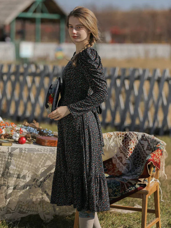 Navy Blossom in Retro Dress