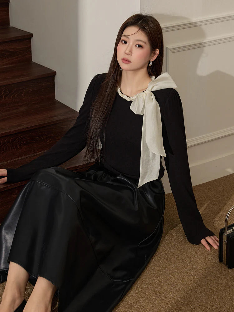 Elegant Pearl-Trimmed Bow Knit Top